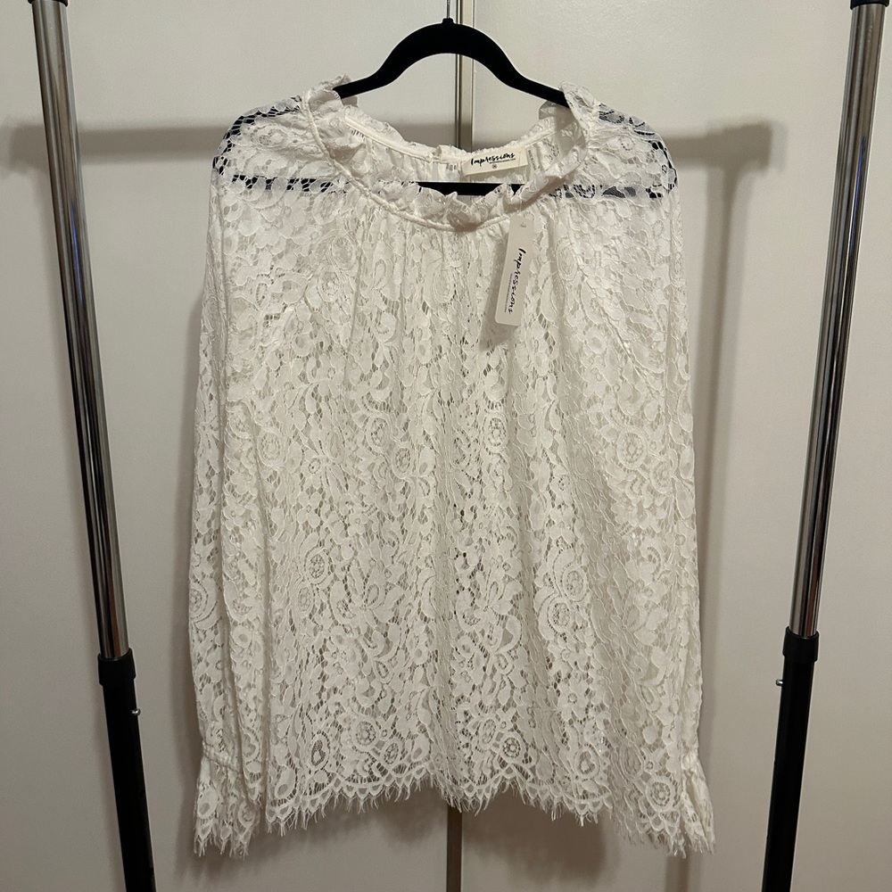 Impressions Boutique Lace Long Sleeve Top - Picture 2 of 6